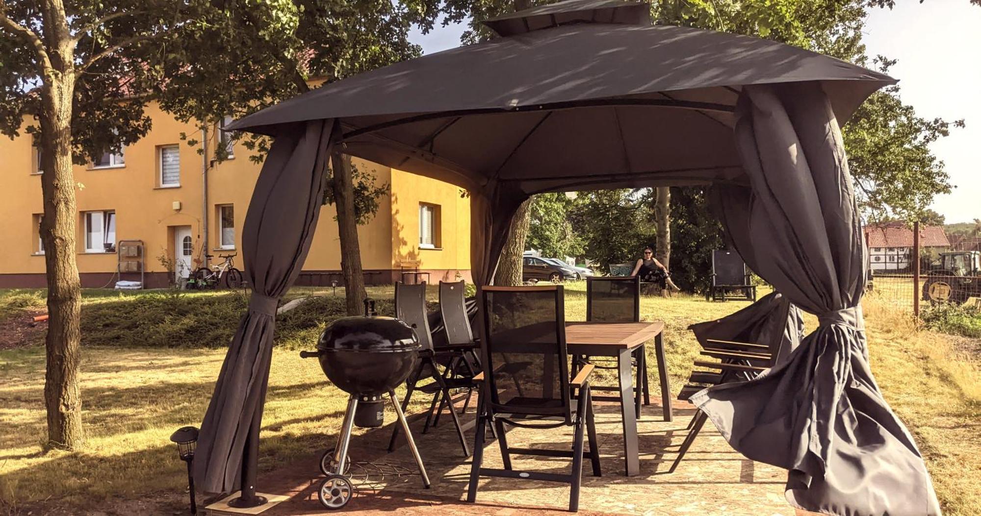 Gelbes Haus Seenland Ferienwohnungen Xl Elsterheide 外观 照片