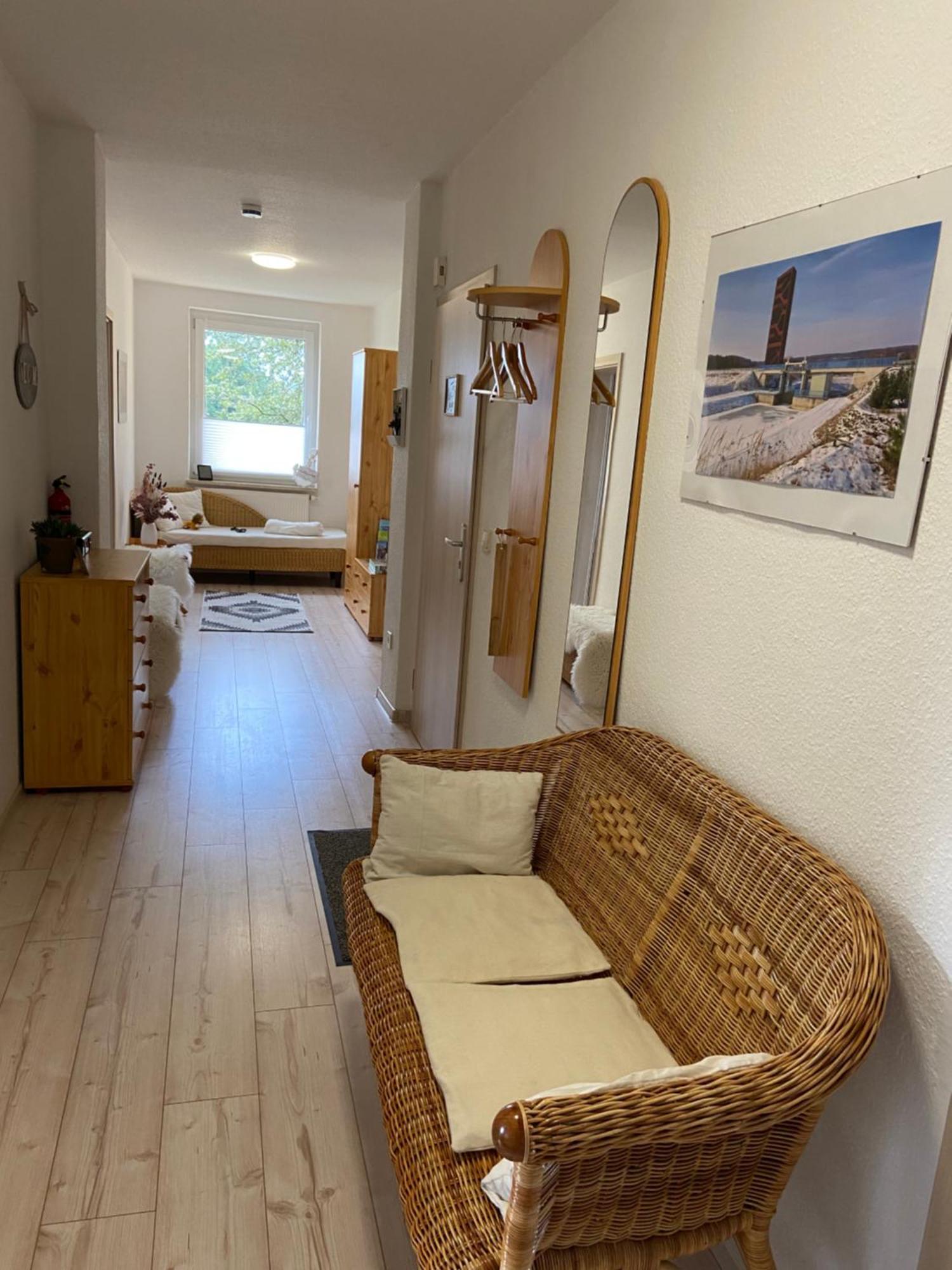Gelbes Haus Seenland Ferienwohnungen Xl Elsterheide 外观 照片